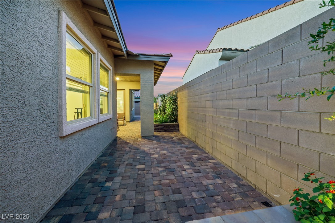 712 Webber Park Street, Henderson, Nevada image 4
