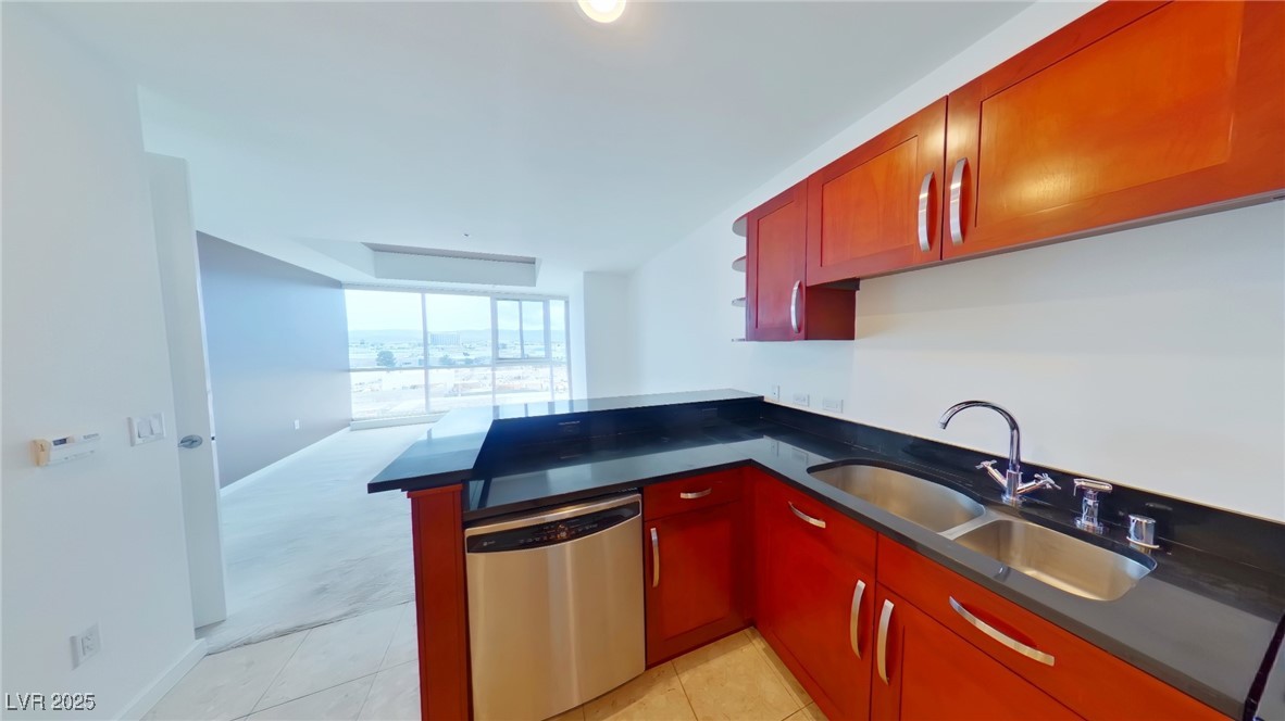4575 Dean Martin Drive 804
