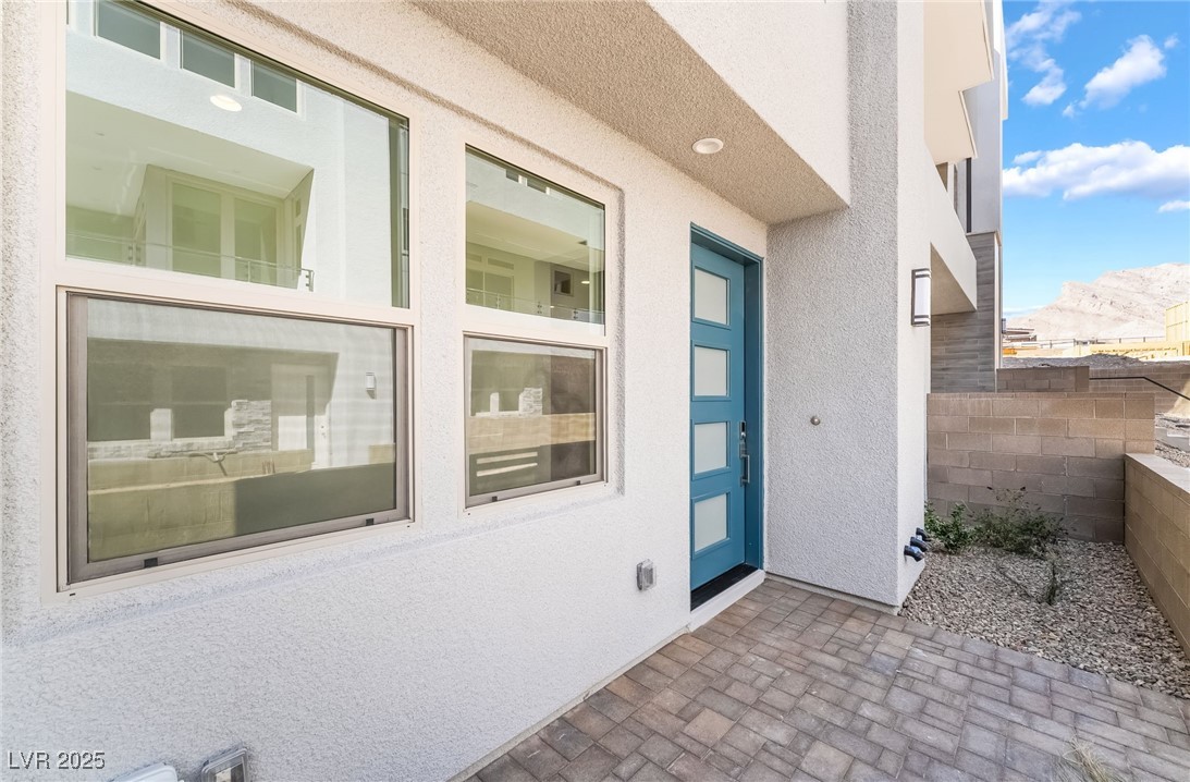 11522 Hillrise Avenue