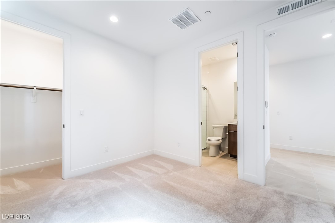 11522 Hillrise Avenue