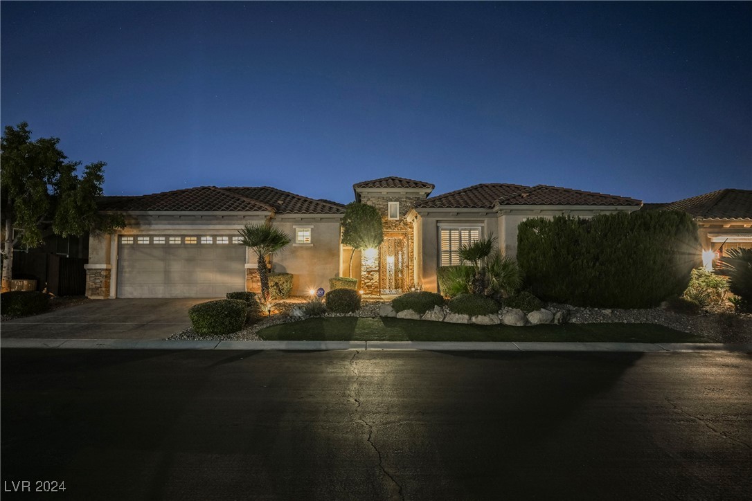 2320 Rosendale Village Avenue, Henderson, Nevada image 2