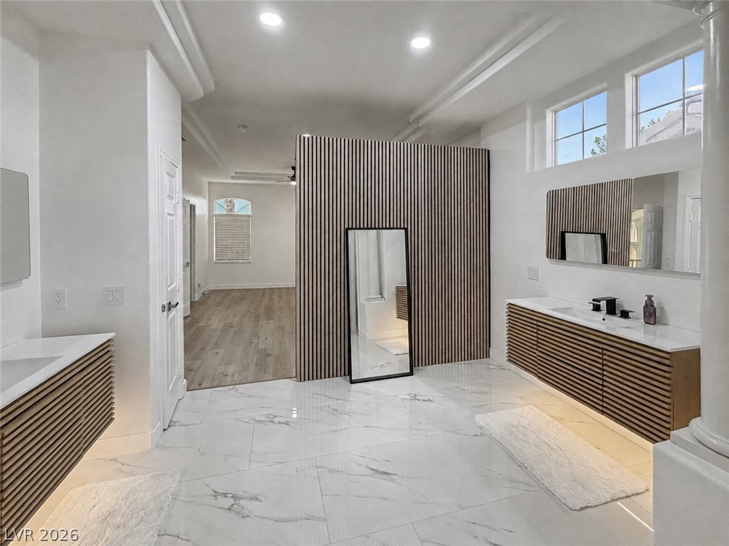 871 Rainbolt Lane