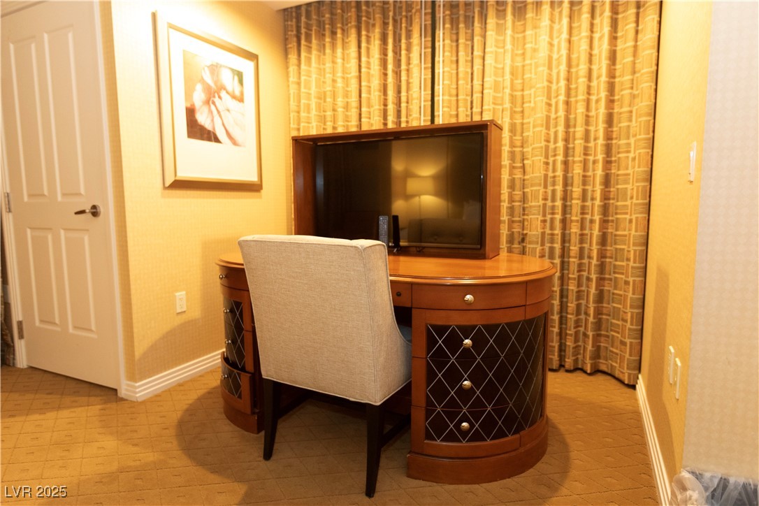 Las Vegas, Nevada 89109, United States, 2 Bedrooms Bedrooms, ,3 BathroomsBathrooms,Residential,Active,249748