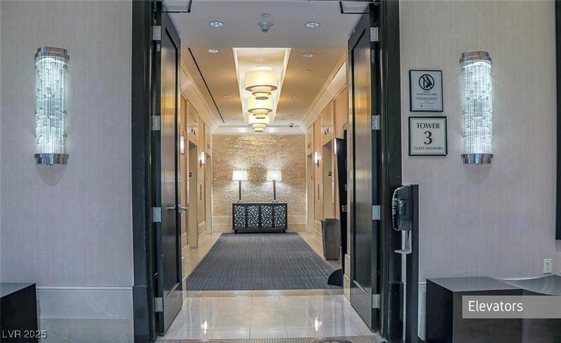 Las Vegas, Nevada 89109, United States, 2 Bedrooms Bedrooms, ,3 BathroomsBathrooms,Residential,Active,249748