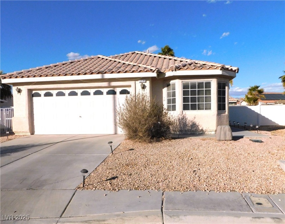 1214 EMERALD STONE Avenue