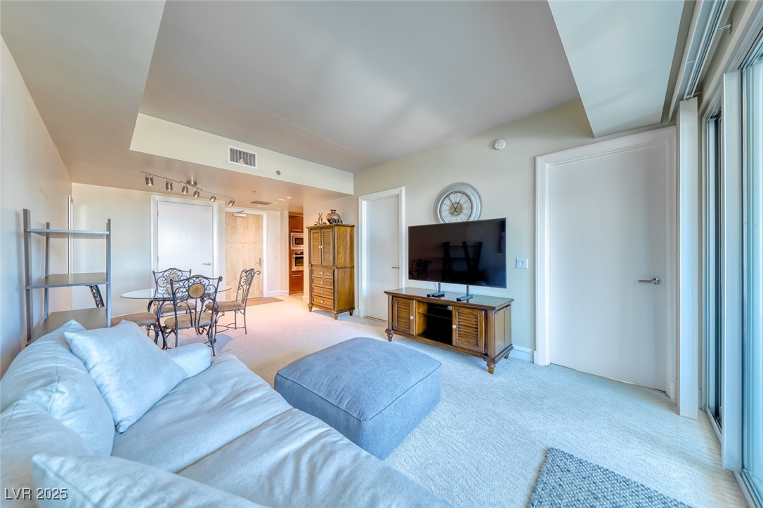 2700 Las Vegas Boulevard 906