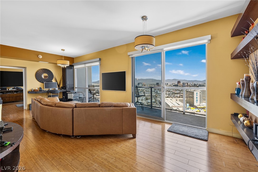 200 W Sahara Avenue 3012