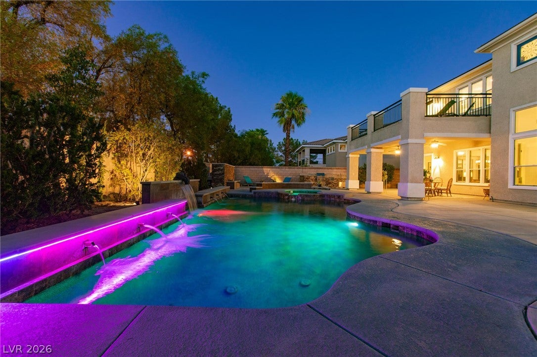 8088 Dark Hollow Place
