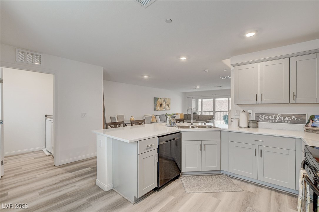 2755 Atomic Tangerine Way 3