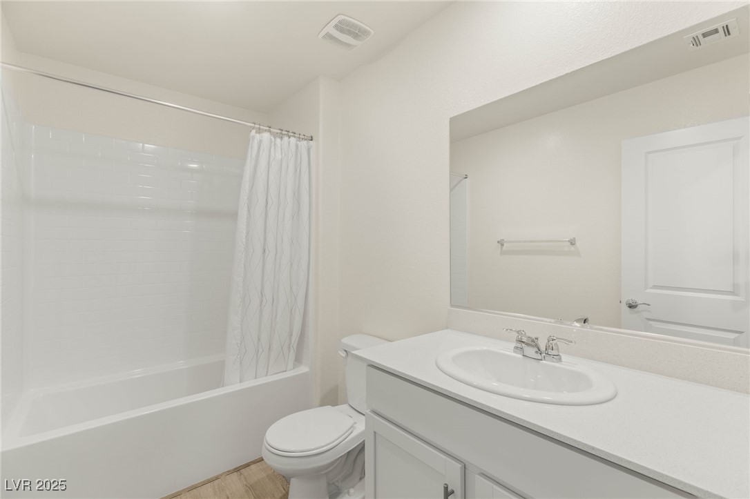 Las Vegas, Nevada 89141, United States, 3 Bedrooms Bedrooms, ,2 BathroomsBathrooms,Residential,Active,219989