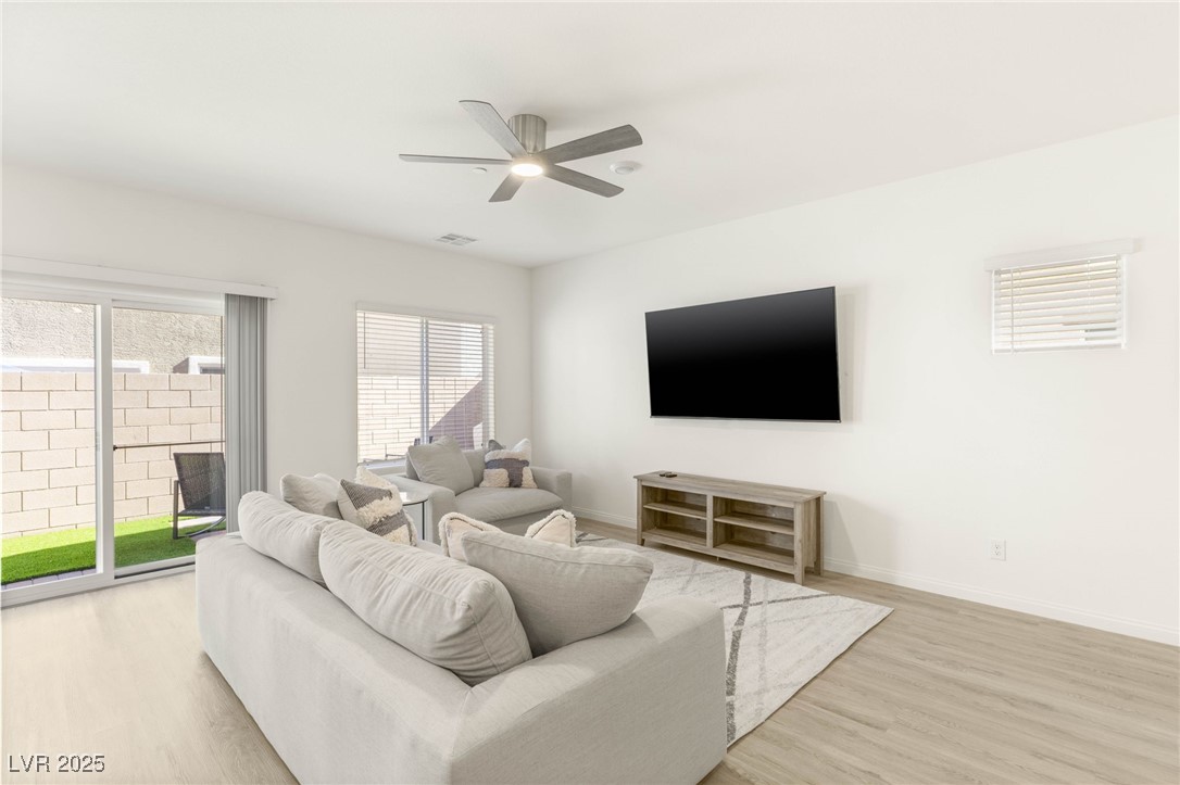 Las Vegas, Nevada 89141, United States, 3 Bedrooms Bedrooms, ,2 BathroomsBathrooms,Residential,Active,219989