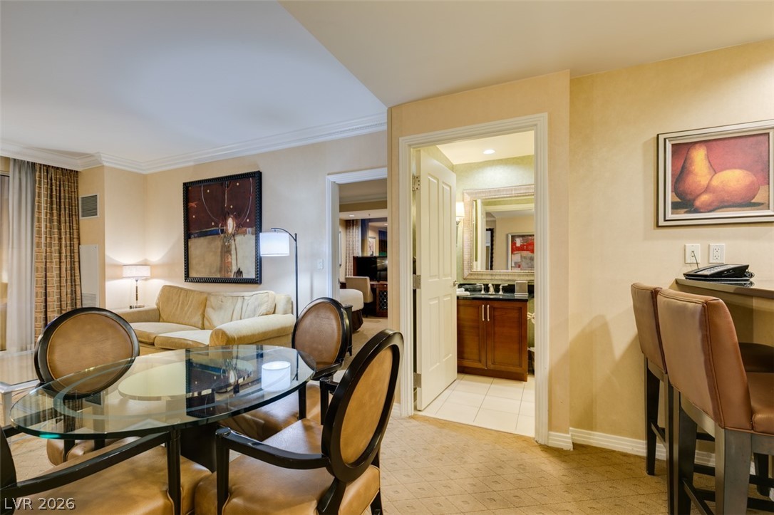 145 E HARMON Avenue 2102