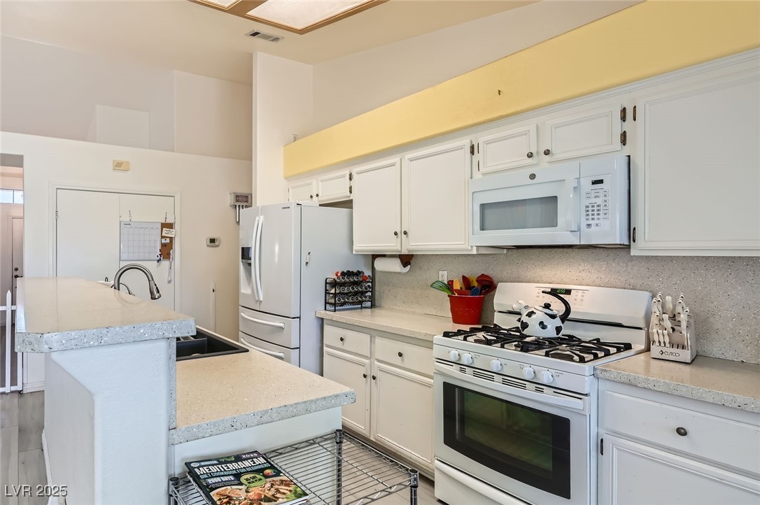 1128 Galangate Avenue, Henderson, Nevada image 10