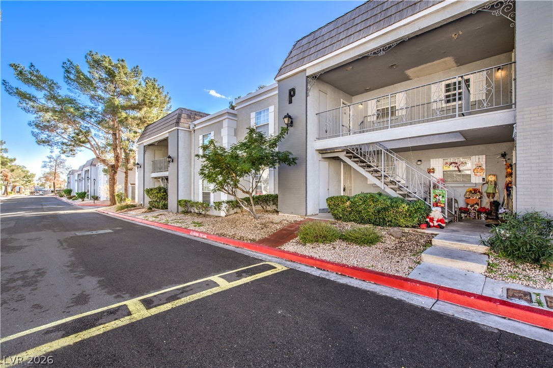 3823 S Maryland Parkway 3