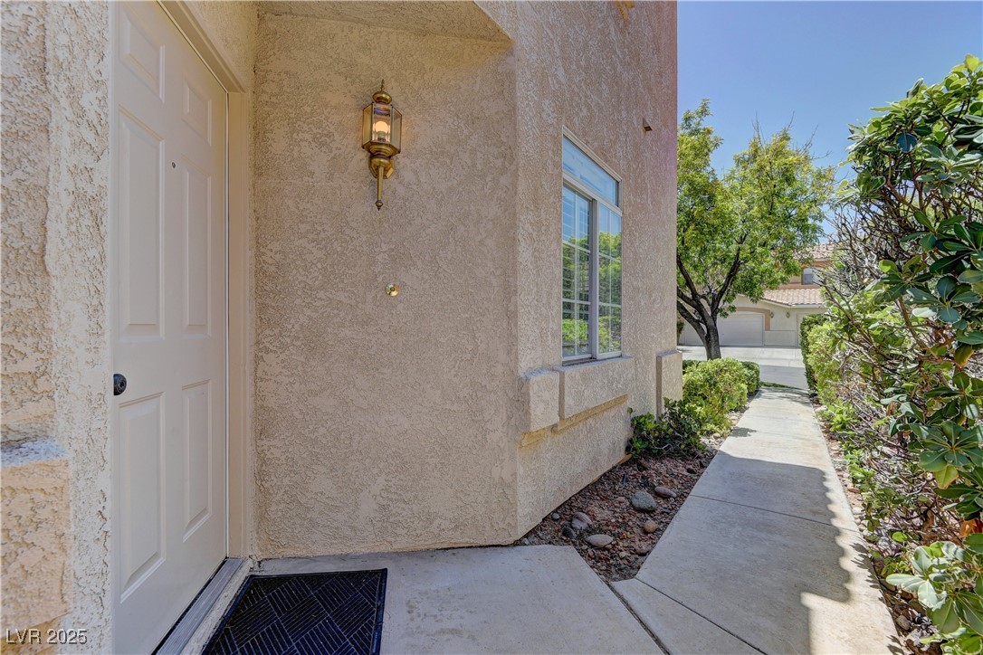 108 Broken Rock Drive