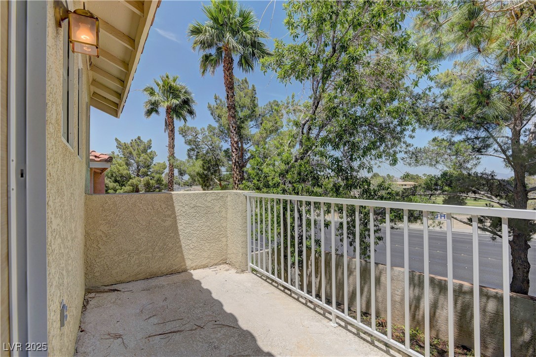 108 Broken Rock Drive, Henderson, Nevada image 21