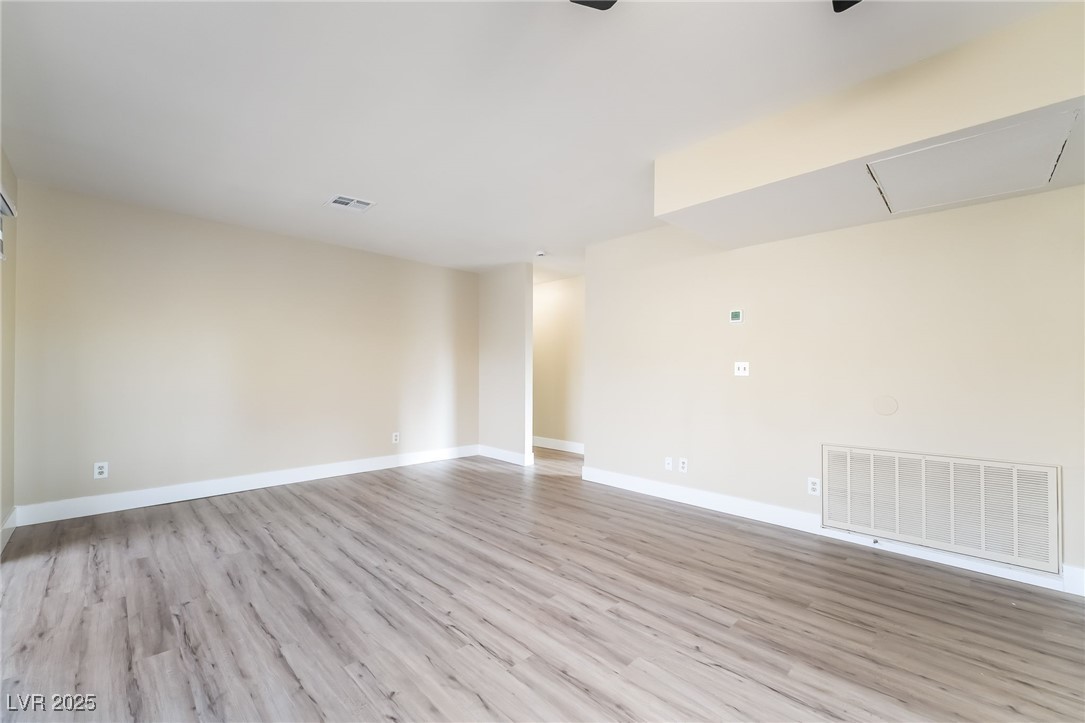 4805 Nara Vista Way 203