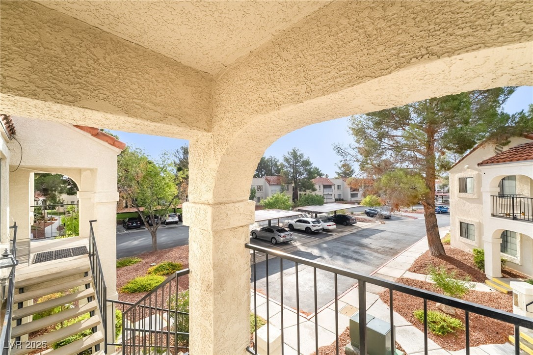 4805 Nara Vista Way 203