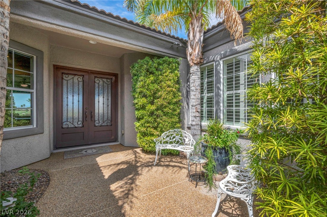 5152 Estasi Street