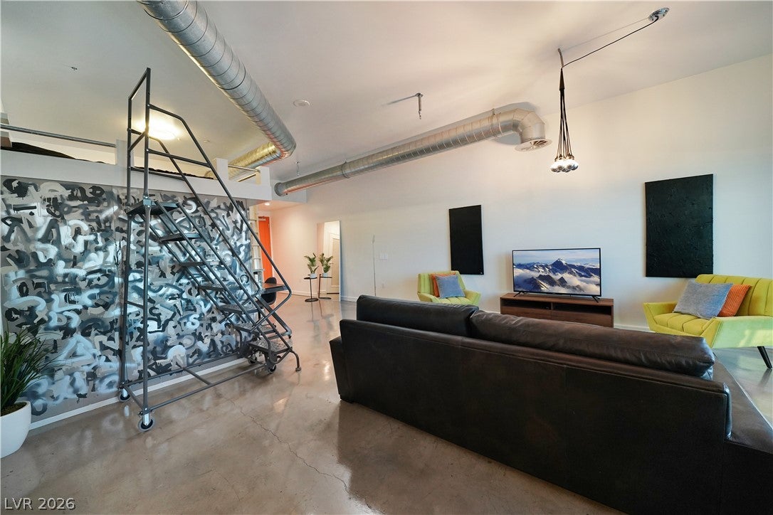 200 Hoover Avenue 1101