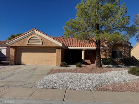 Photo of 2449 Desert Glen Drive, Las Vegas, NV 89134 (MLS # 2824521)