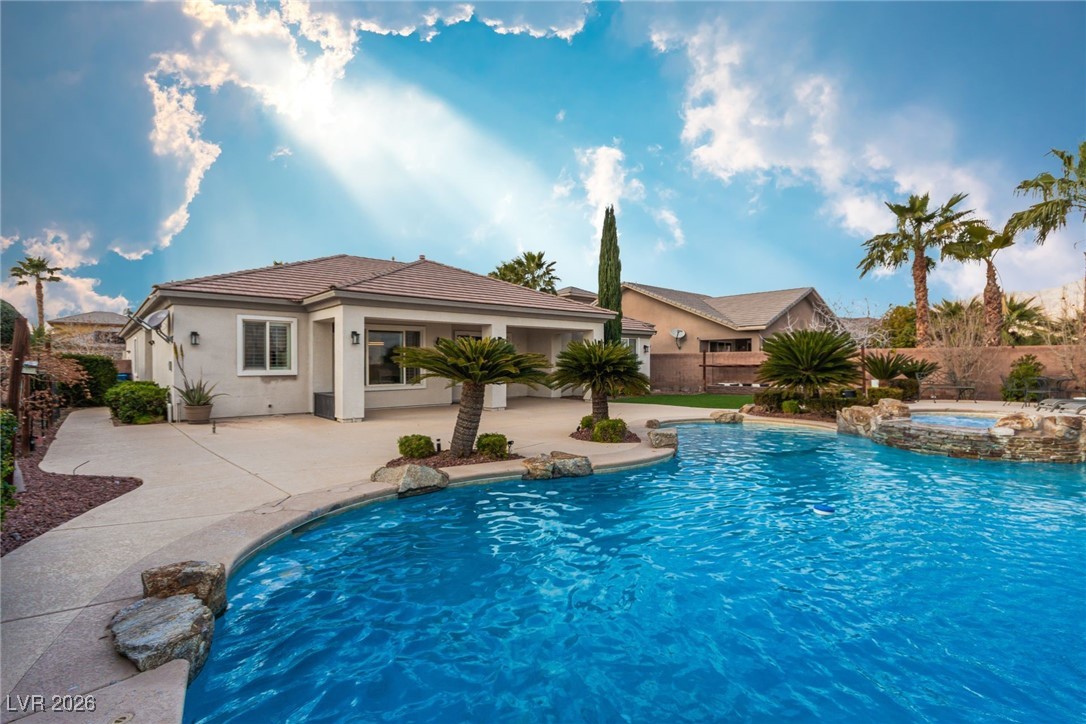 8560 Grand Palms Circle