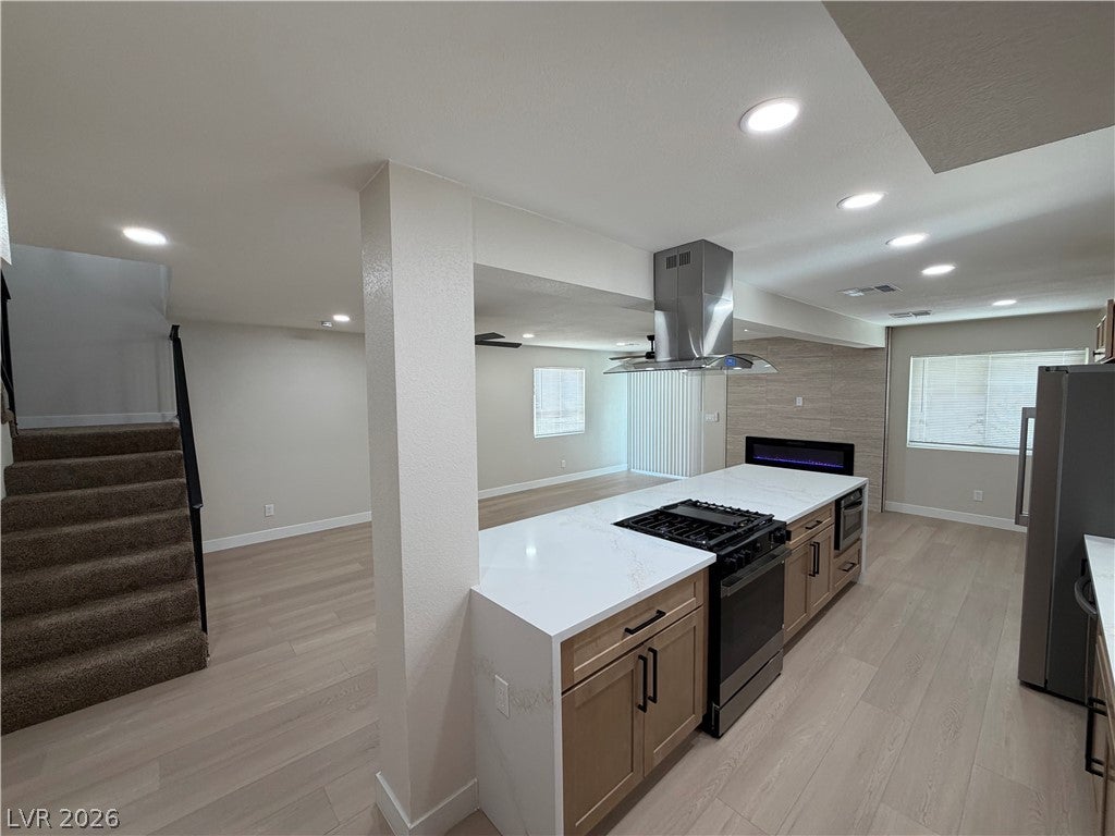 500 Grimsby Avenue