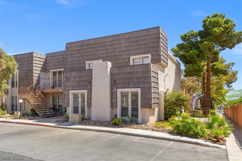 Multifamily For Rent - 3925 Cambridge Street #2<br/> Clark County, Las Vegas, NV 89119