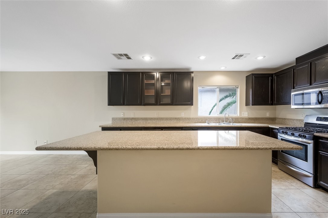 Las Vegas, Nevada 89131, United States, 3 Bedrooms Bedrooms, ,2 BathroomsBathrooms,Residential,Active,234993