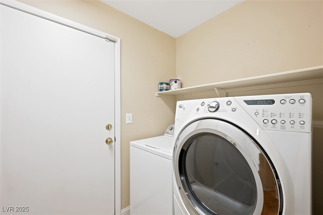 Las Vegas, Nevada 89131, United States, 3 Bedrooms Bedrooms, ,2 BathroomsBathrooms,Residential,Active,234993