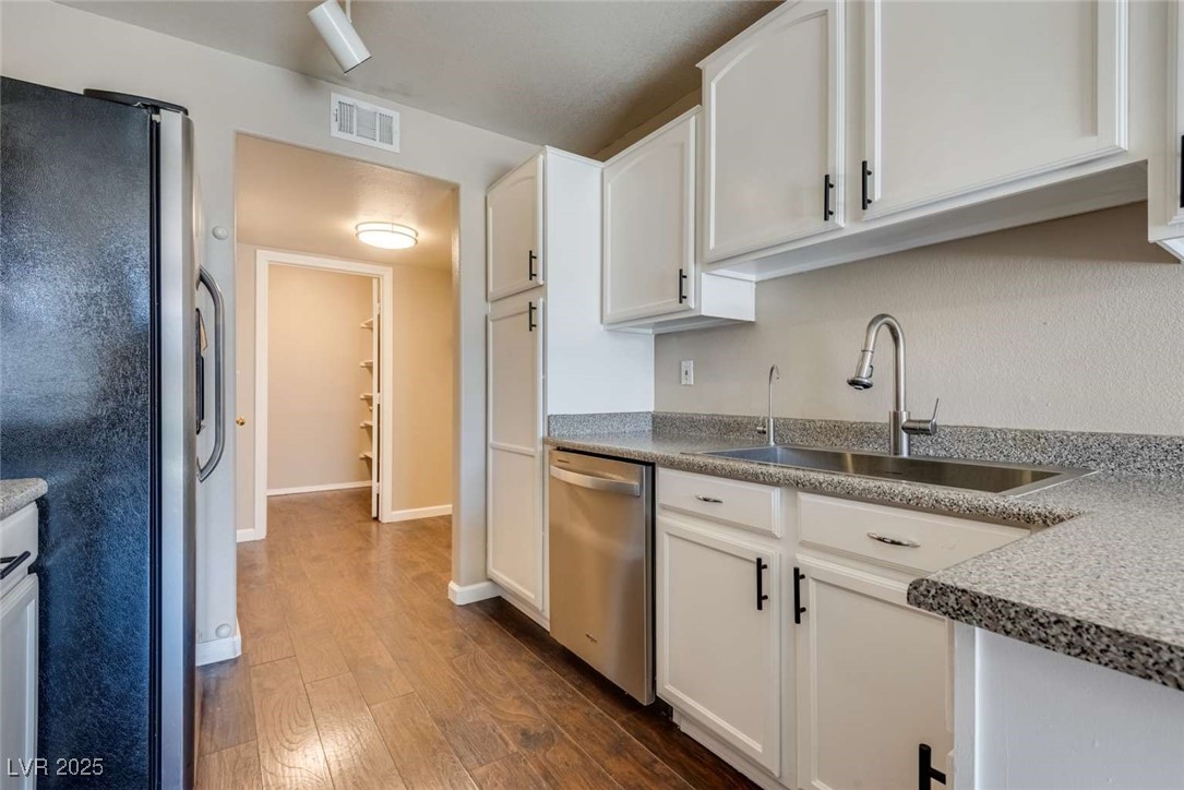 500 Quail Bird Place, Henderson, Nevada image 11