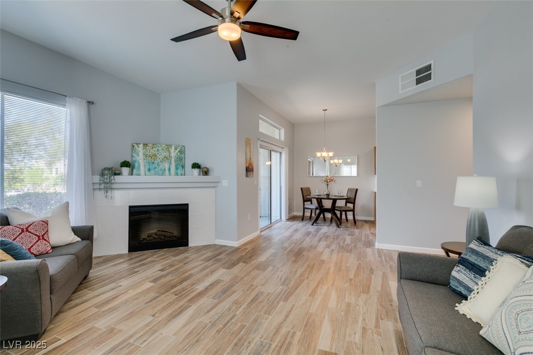2305 W Horizon Ridge Parkway #3713, Henderson, Nevada image 4