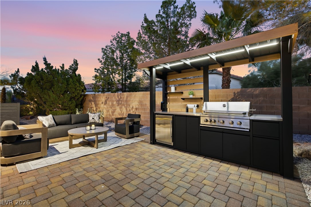 11739 Kingsland Avenue