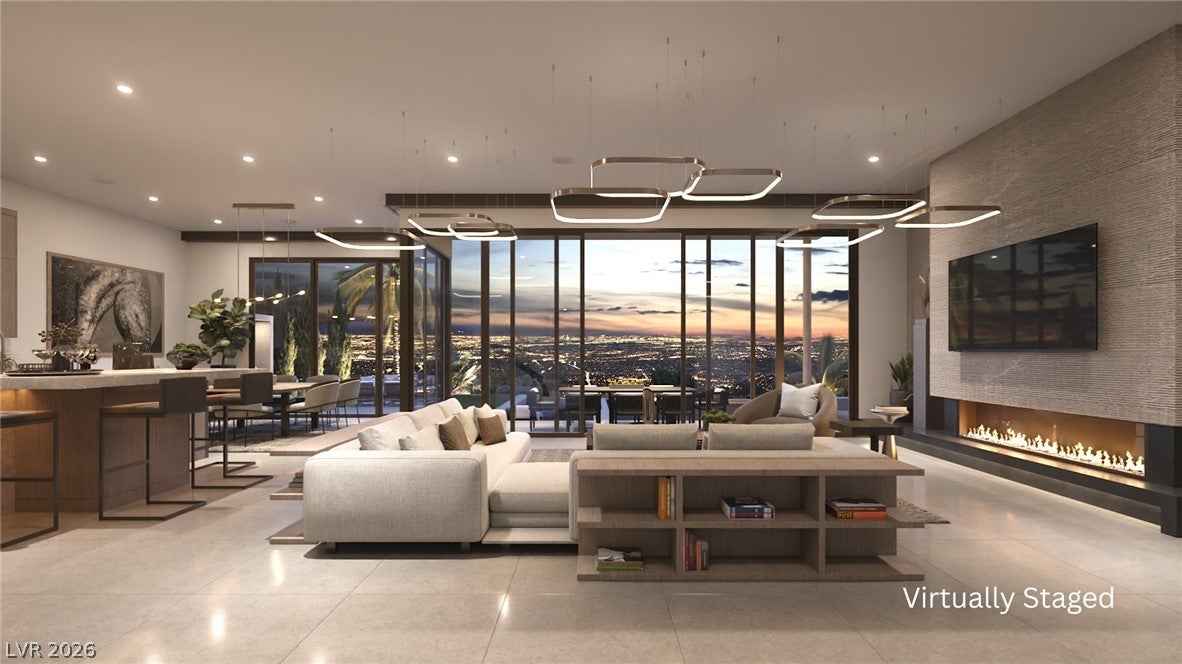 543 Overlook Rim Drive