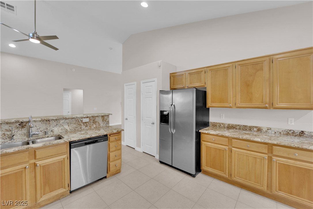 2514 Tropical Sands Avenue, North Las Vegas, Nevada image 6