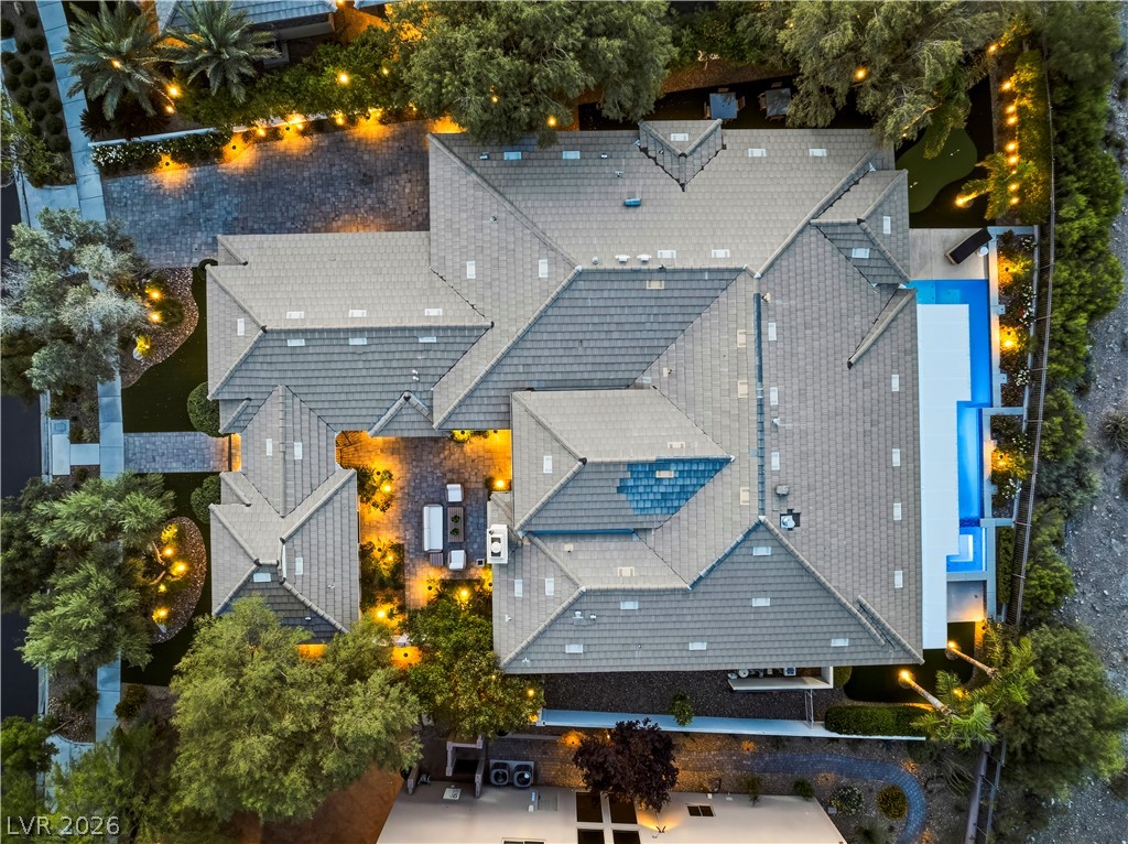9320 Tournament Canyon Drive