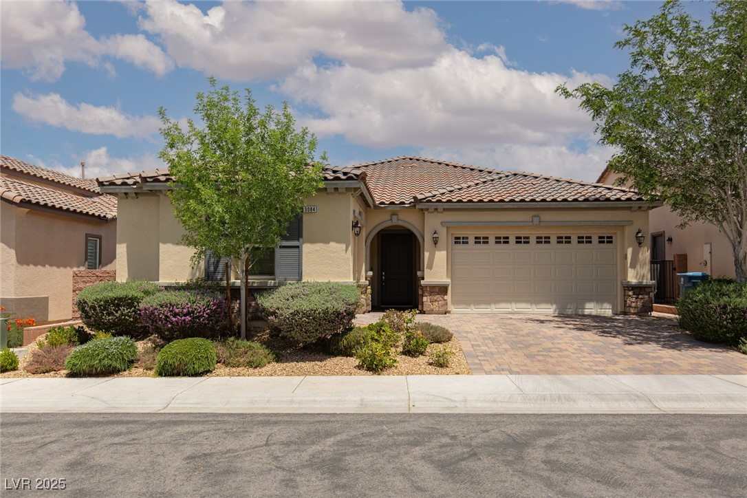 3084 Porte La Paz Avenue