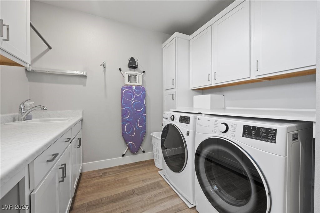 Las Vegas, Nevada 89135, United States, 2 Bedrooms Bedrooms, ,3 BathroomsBathrooms,Residential,Active,193471