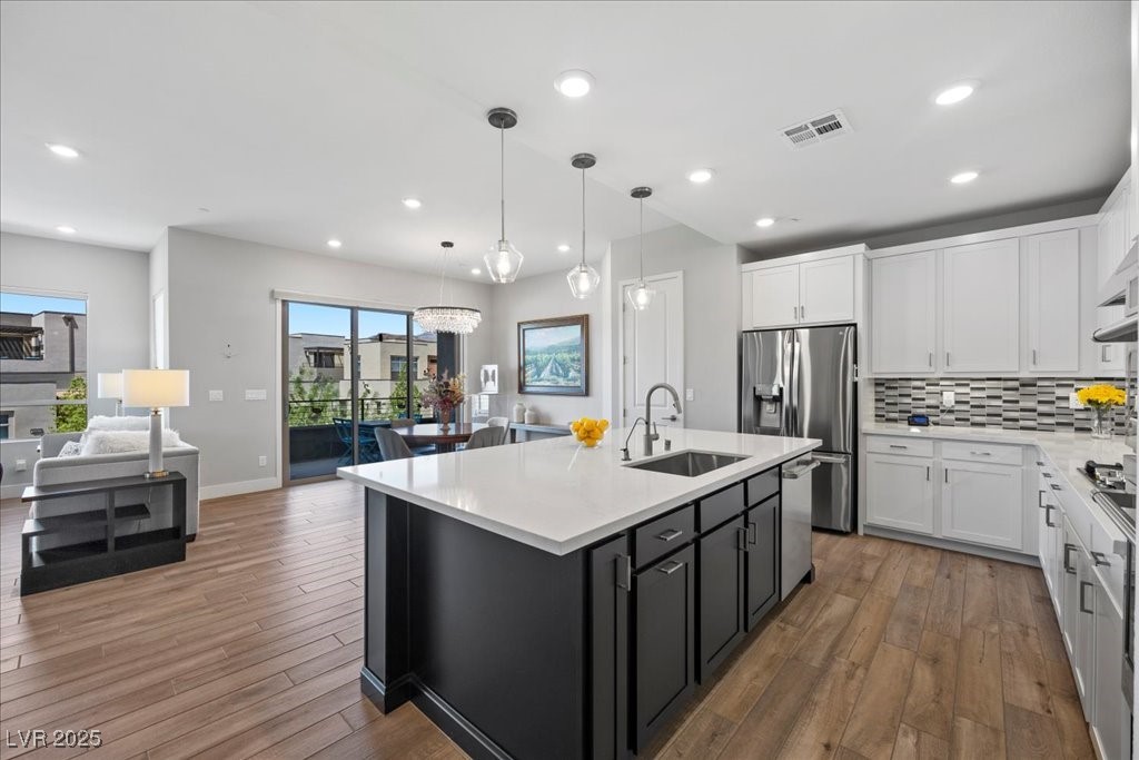 Las Vegas, Nevada 89135, United States, 2 Bedrooms Bedrooms, ,3 BathroomsBathrooms,Residential,Active,193471