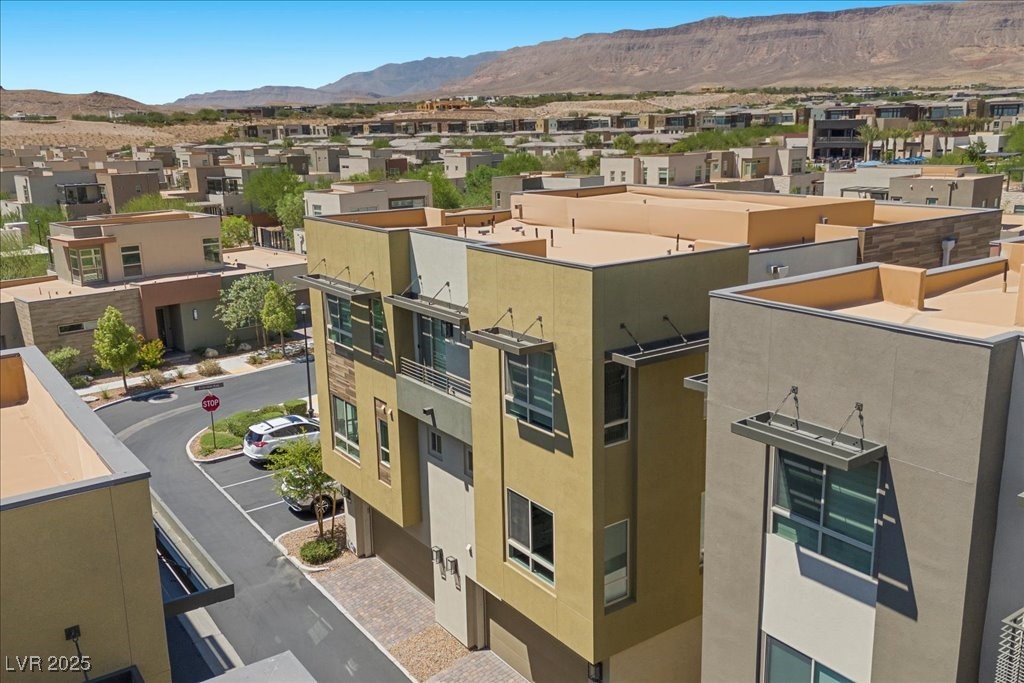 Las Vegas, Nevada 89135, United States, 2 Bedrooms Bedrooms, ,3 BathroomsBathrooms,Residential,Active,193471