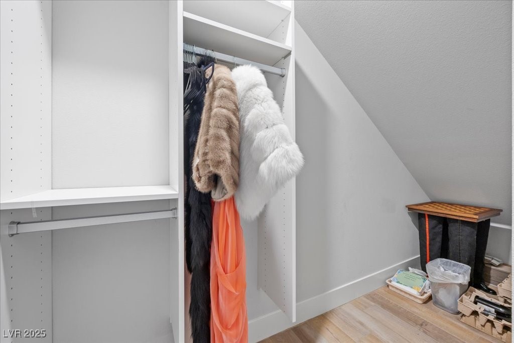 Las Vegas, Nevada 89135, United States, 2 Bedrooms Bedrooms, ,3 BathroomsBathrooms,Residential,Active,193471