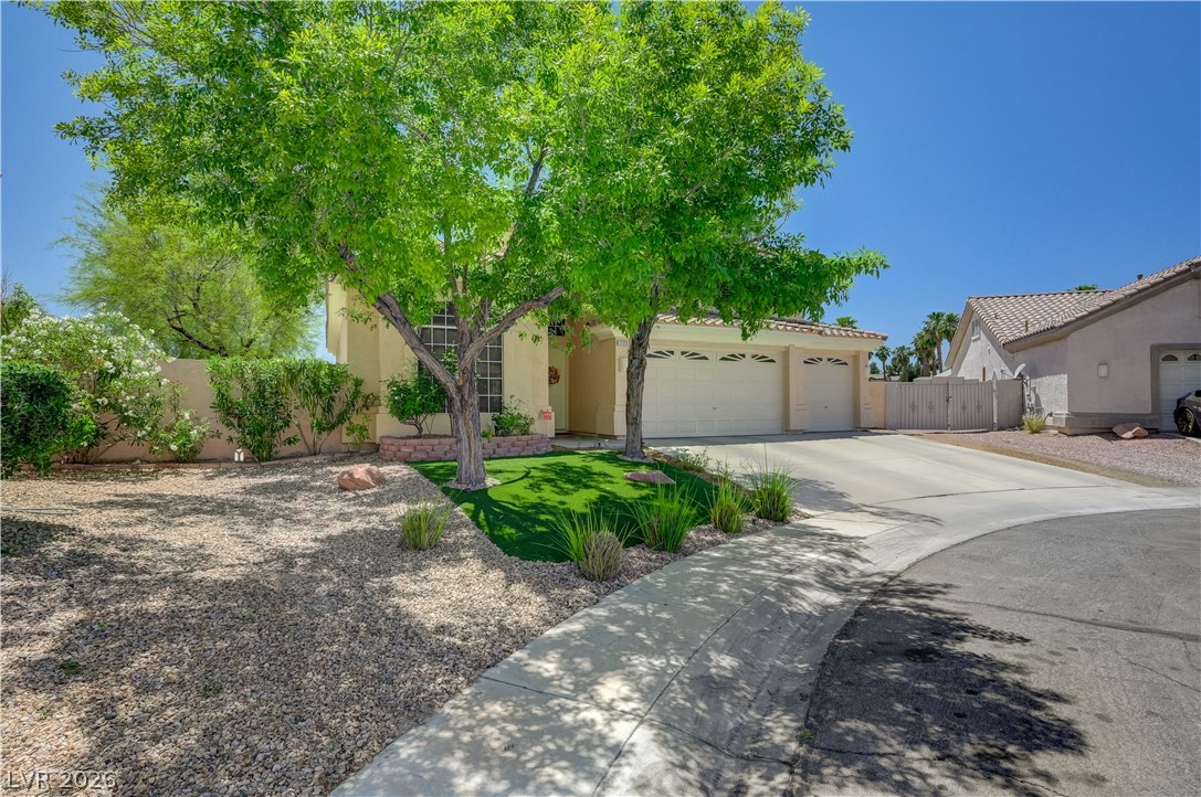 1723 Fall Pointe Court