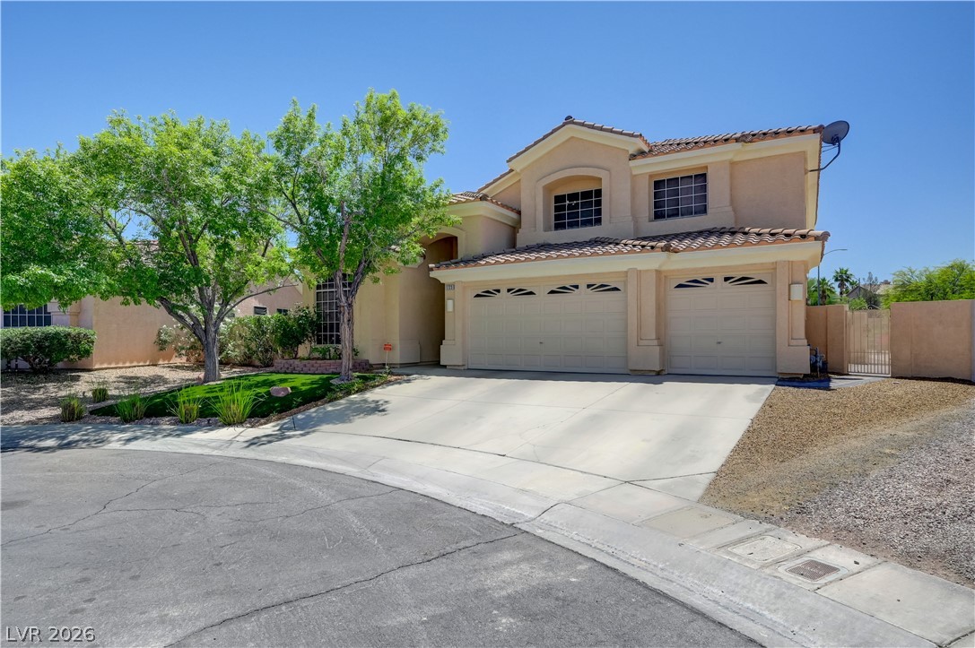1723 Fall Pointe Court