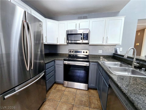 Condo For Rent - 9325 W Desert Inn Road #229<br/> Clark County, Las Vegas, NV 89117