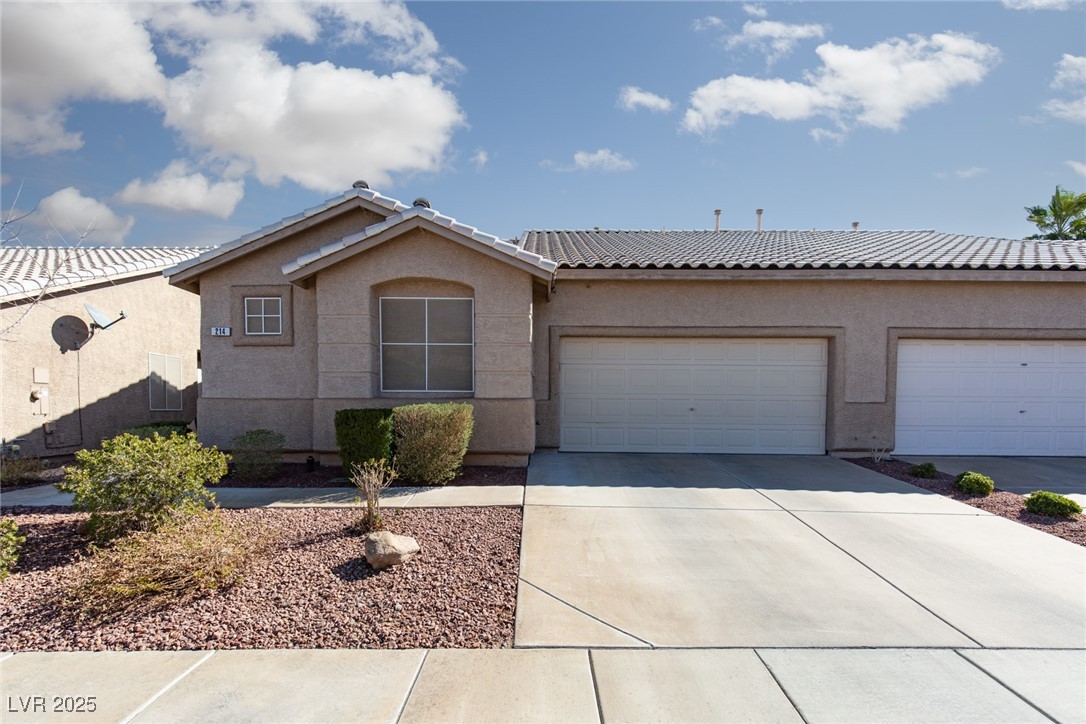 214 Roxborough Street, Henderson, Nevada image 2