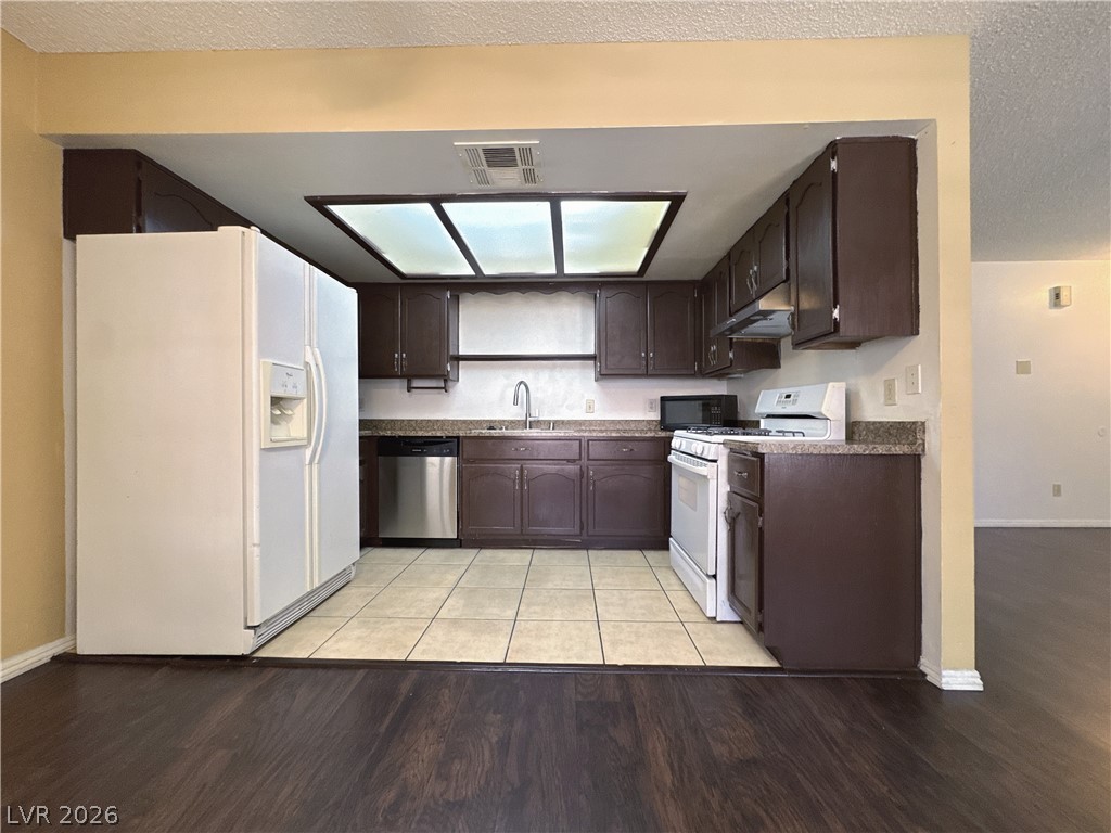 6659 W Tropicana Avenue 202