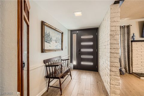 Photo of 2748 Heritage Circle, Las Vegas, NV 89121 (MLS # 2732273)