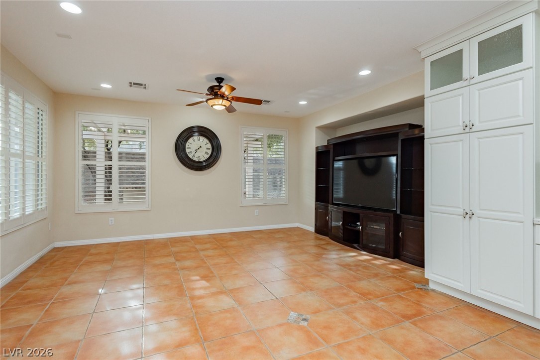 5123 Vincitor Street