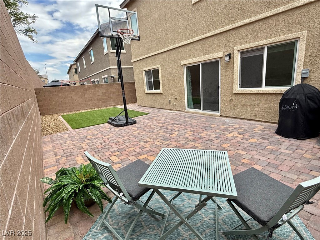 7041 Fossil Rim Street, North Las Vegas, Nevada image 3