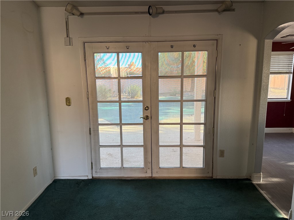 4410 La Reina Circle